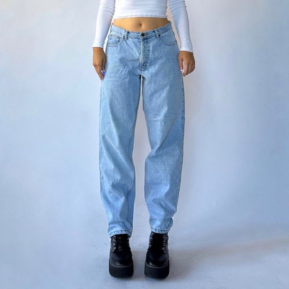 Eddie Bauer Jeans Vintage Lightwash Size 14 Petite - Picture 1 of 6